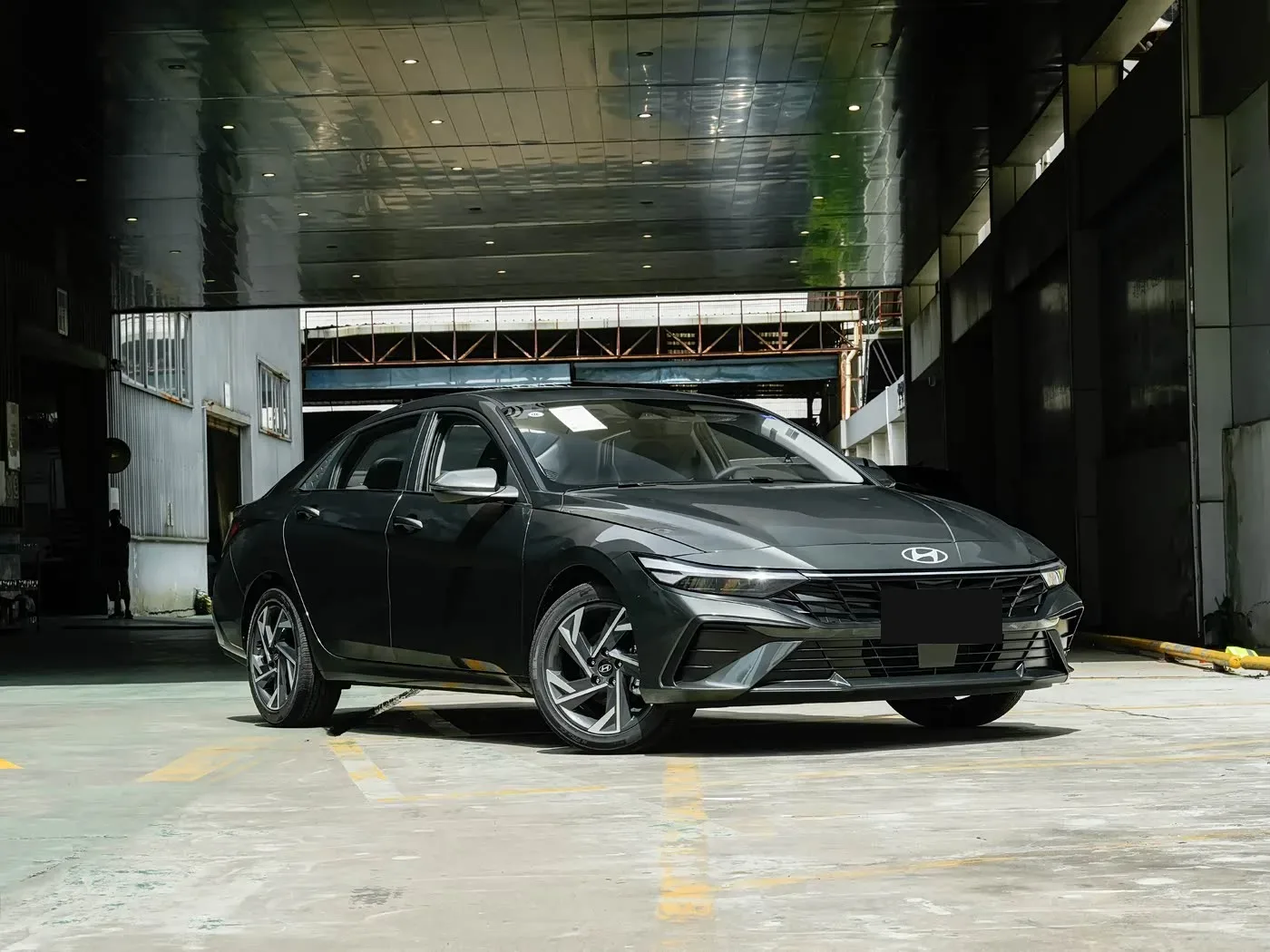 Hyundai Elantra — ext_lf45