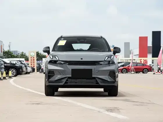 Lynk & Co 06 — ext_front